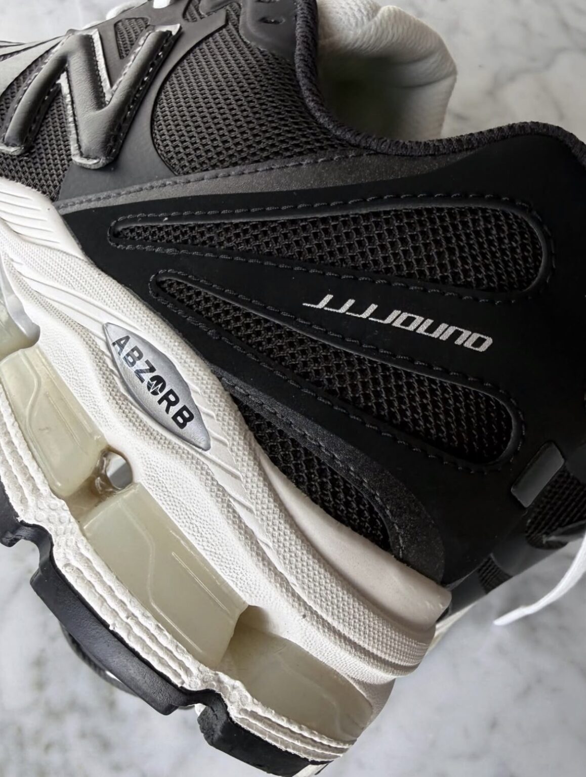 JJJJound tease sa version de la New Balance 1890